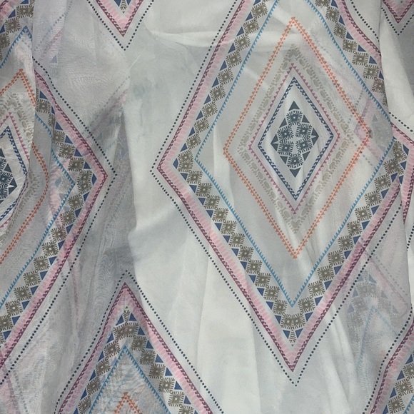 Maxi - Picture 3 of 3